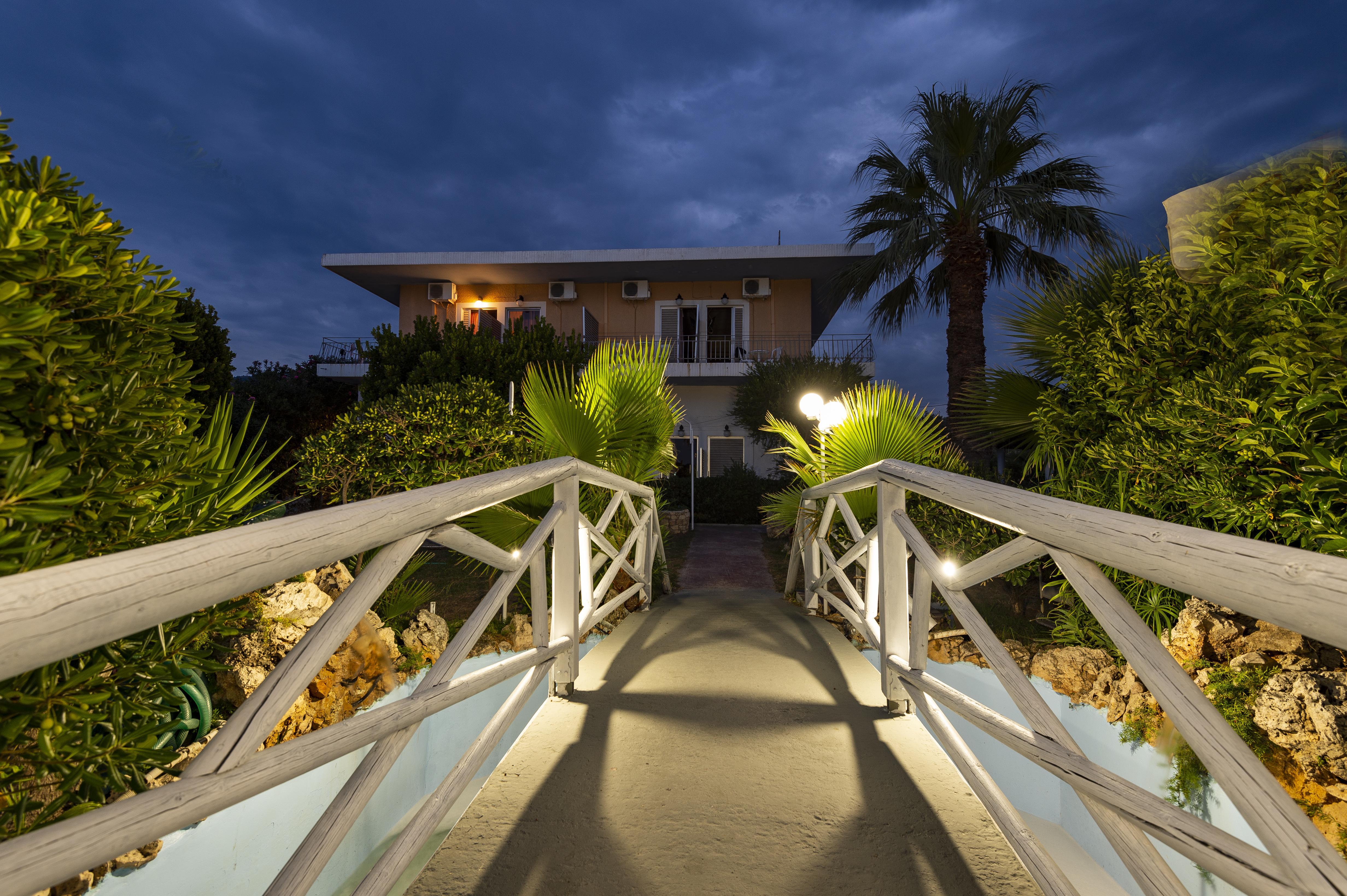 Hotel Agamemnon Beach Agioi Apostoloi  Exterior photo